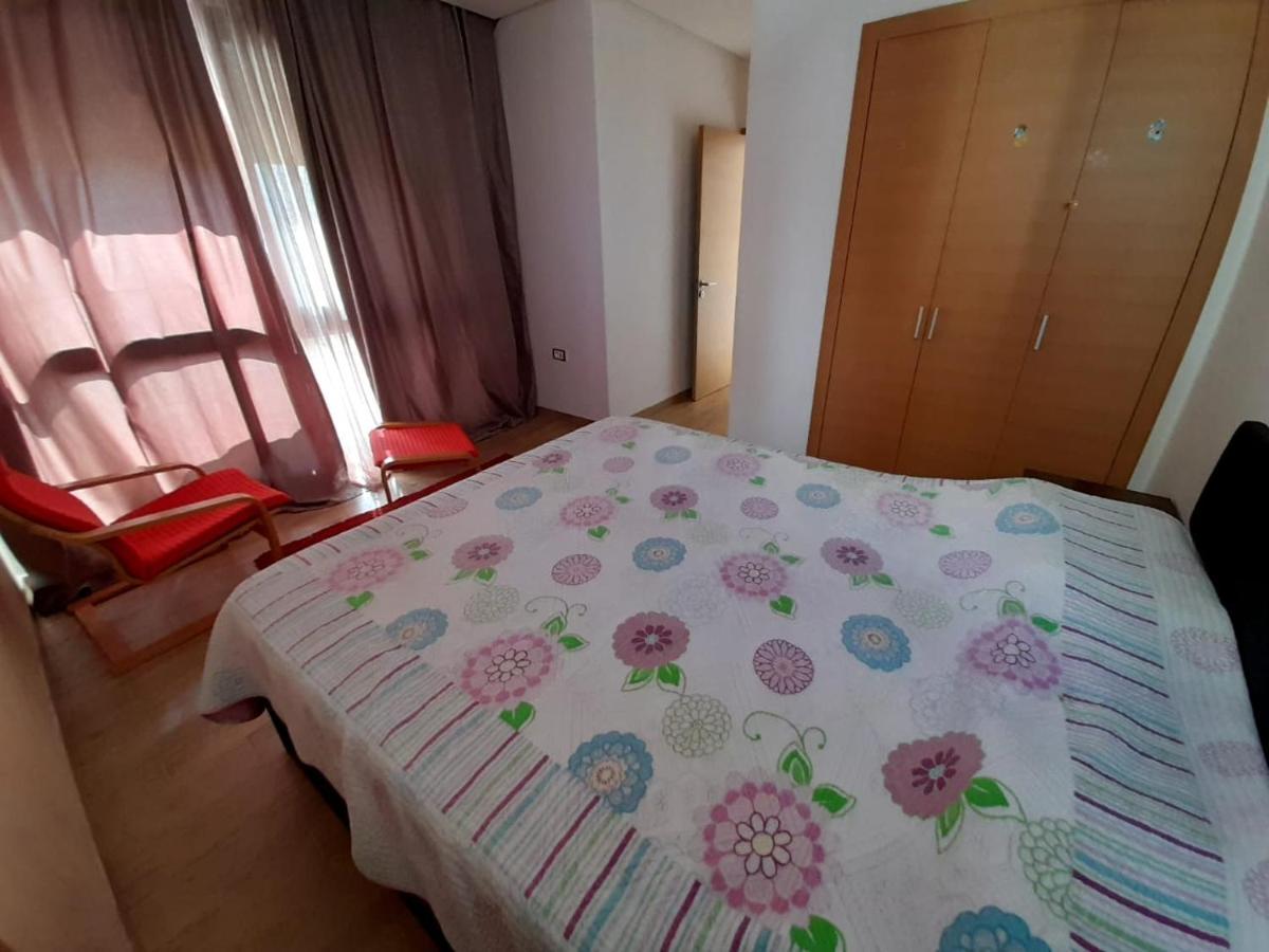 Vus Sur Mer Et Piscine 세일 외부 사진