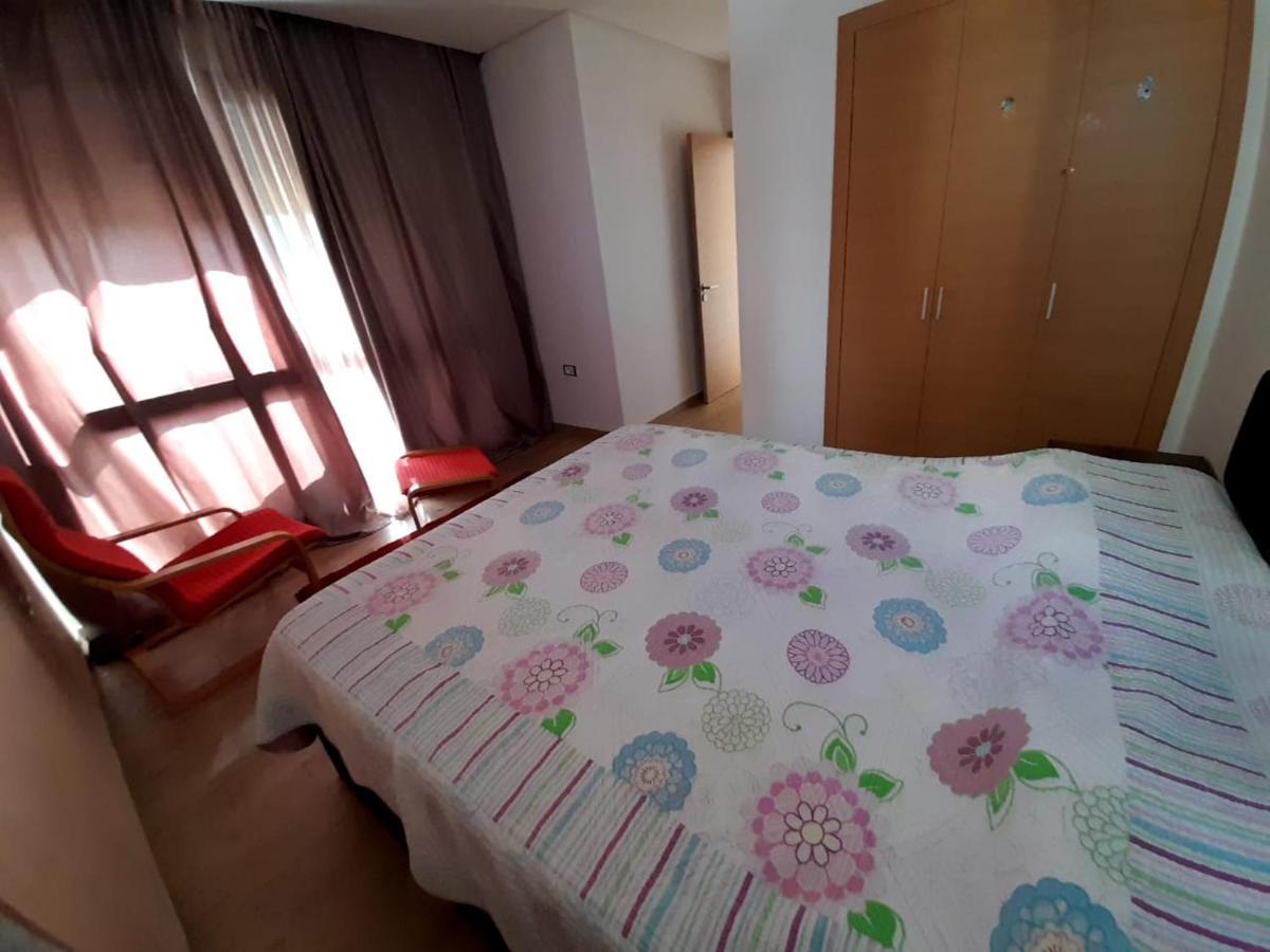 Vus Sur Mer Et Piscine 세일 외부 사진